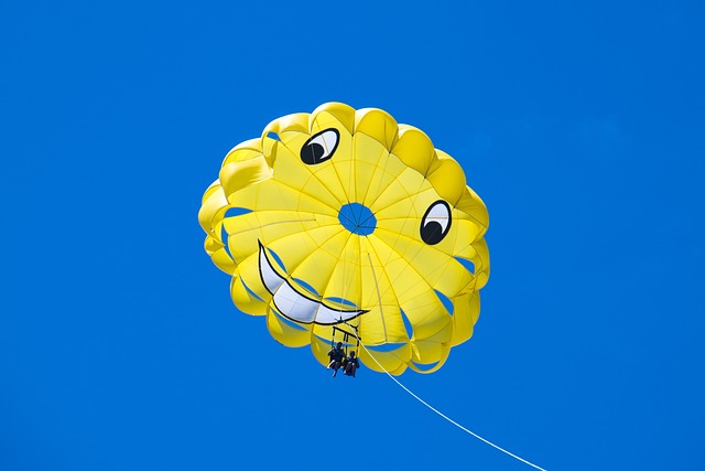 parasailing