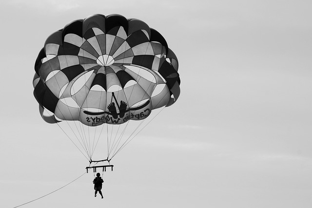 parasailing