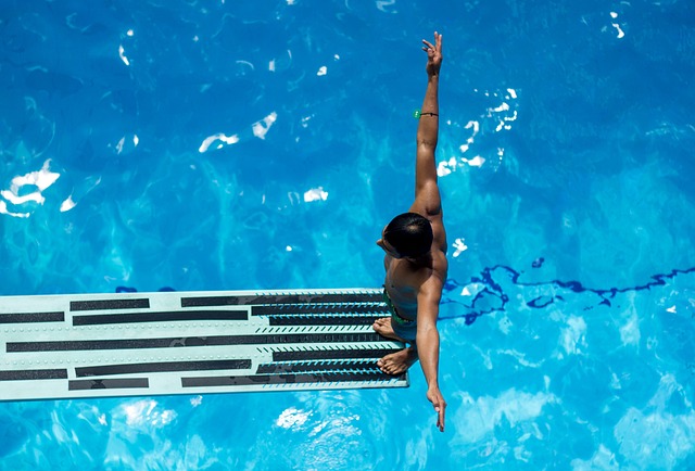 swimming pool