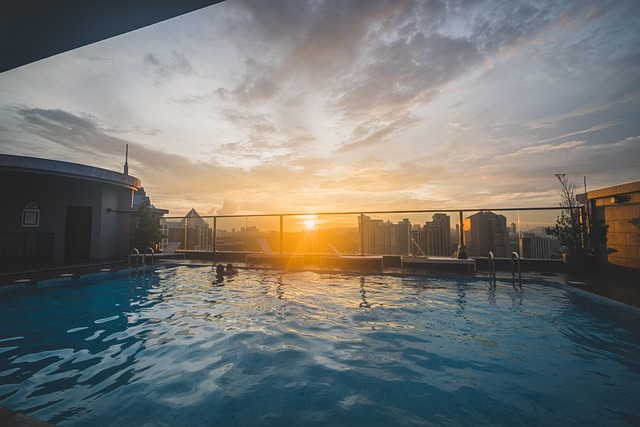 swimming pool