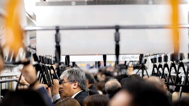 【地元民が暴露】沖縄で金が安い本当の理由とお得な購入法完全ガイド